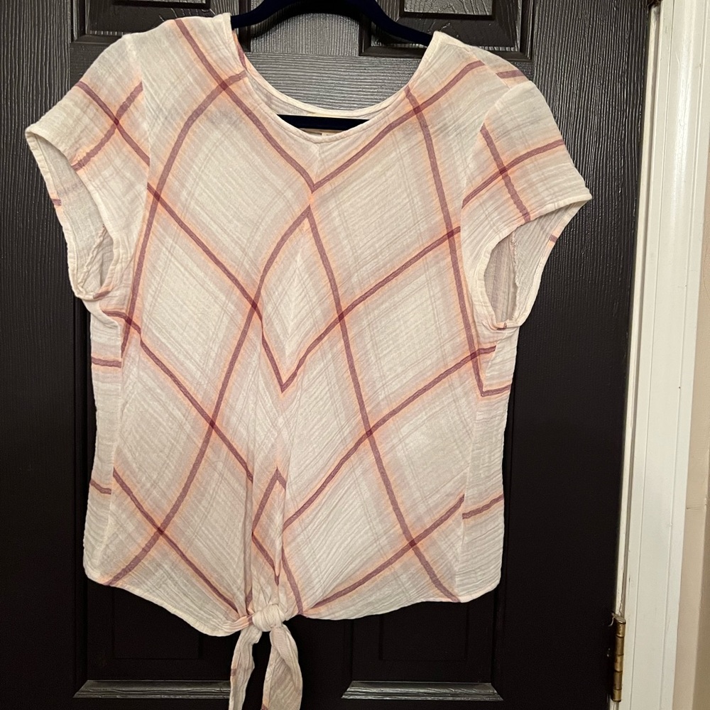 Large cloth & stone tie front top